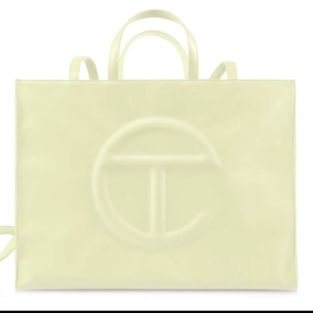Telfar bag glue color size large